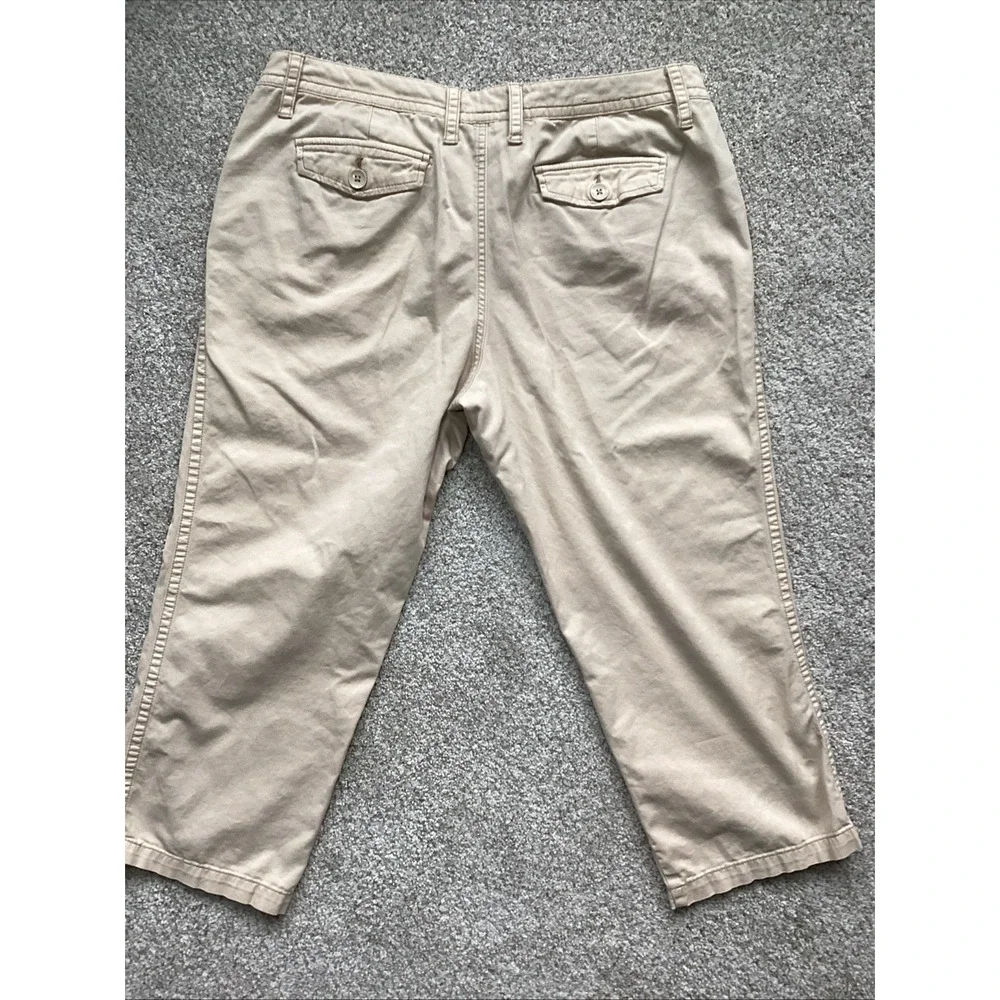 St John's Bay Women Capri Beige Pant Size 12 Petite